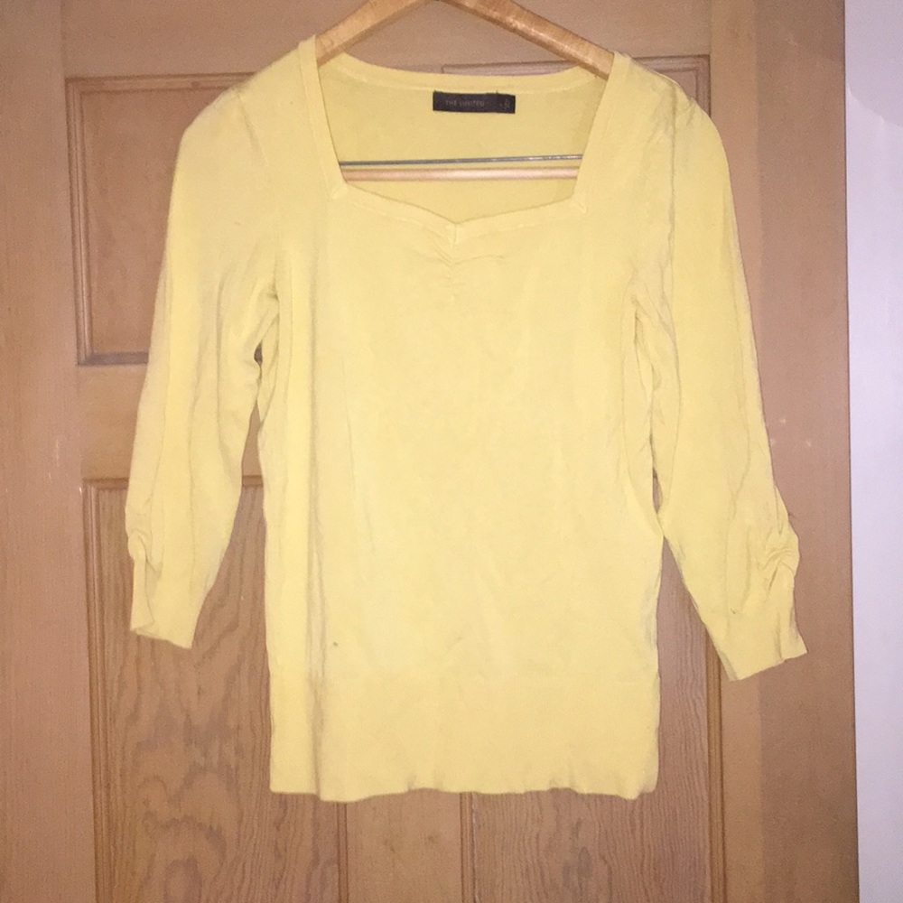 The Limited 3/4 sleeve sweater Size large